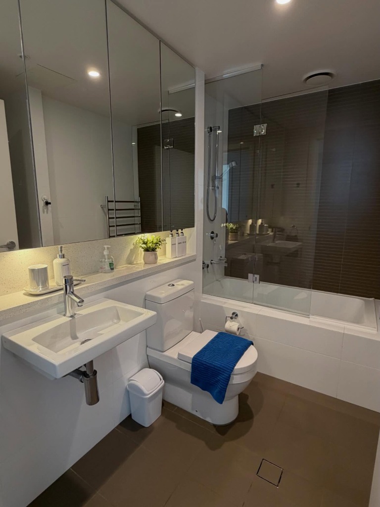 Clean bathroom Sydney